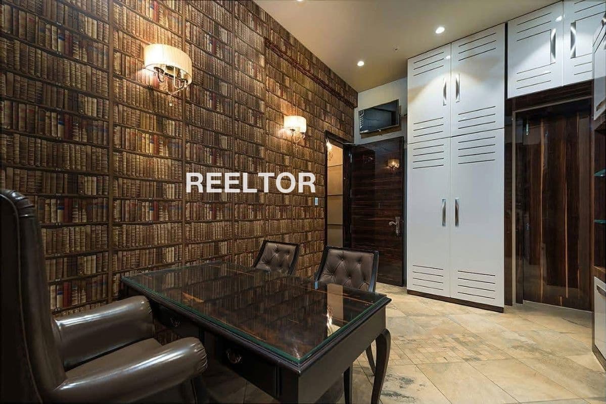 Villa For Rent In Tughlakabad Kalkaji