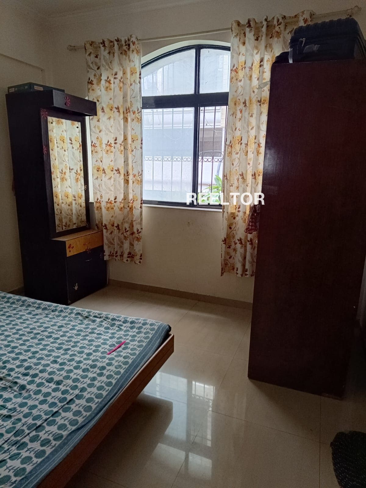 Hostels In Kamla Nagar Delhi