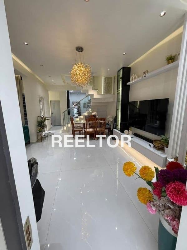 Office Space For Rent In Haiderpur Saraswati Vihar