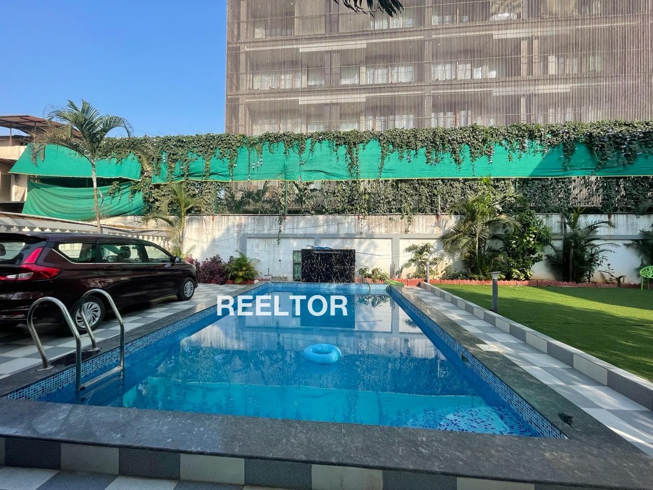 Villa For Rent In East School Block Preet Vihar