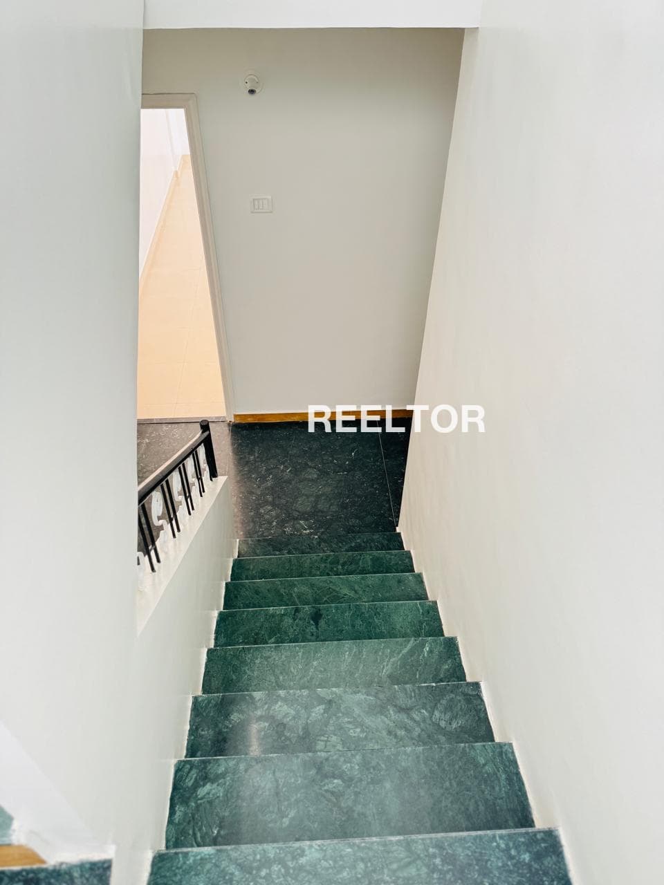 Villa For Rent In Thoongani Asnawar