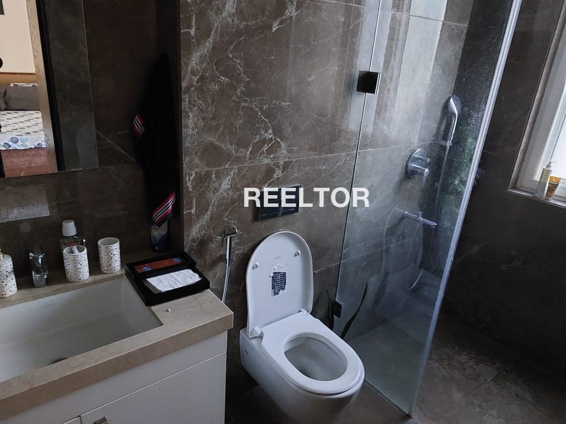 1 Rk For Rent In Karol Bagh