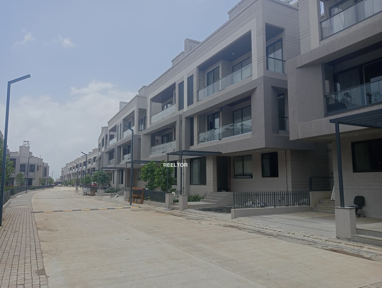 Villa For Rent In Delhi