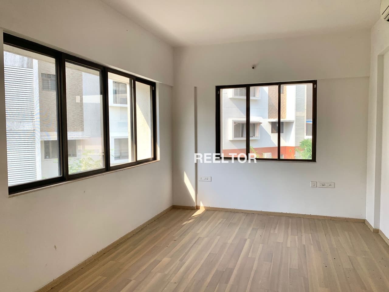 Villa For Rent In Ghumanhera Kapashera