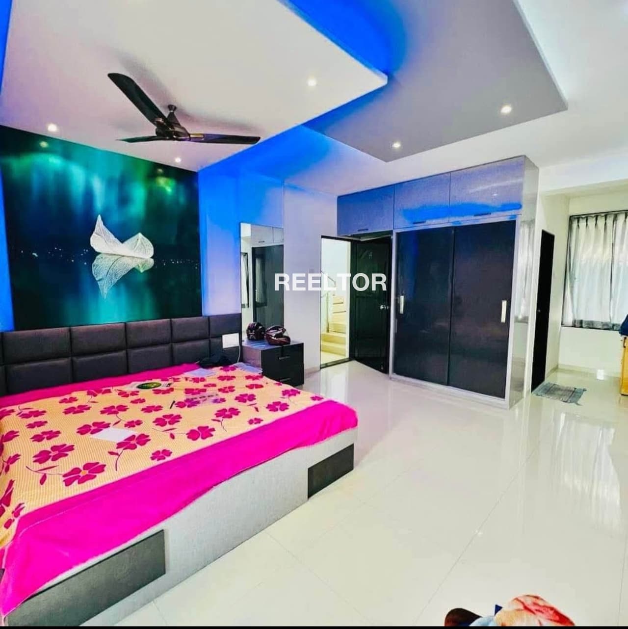 Villa For Rent In Yusuf Sarai Market Defence Colony