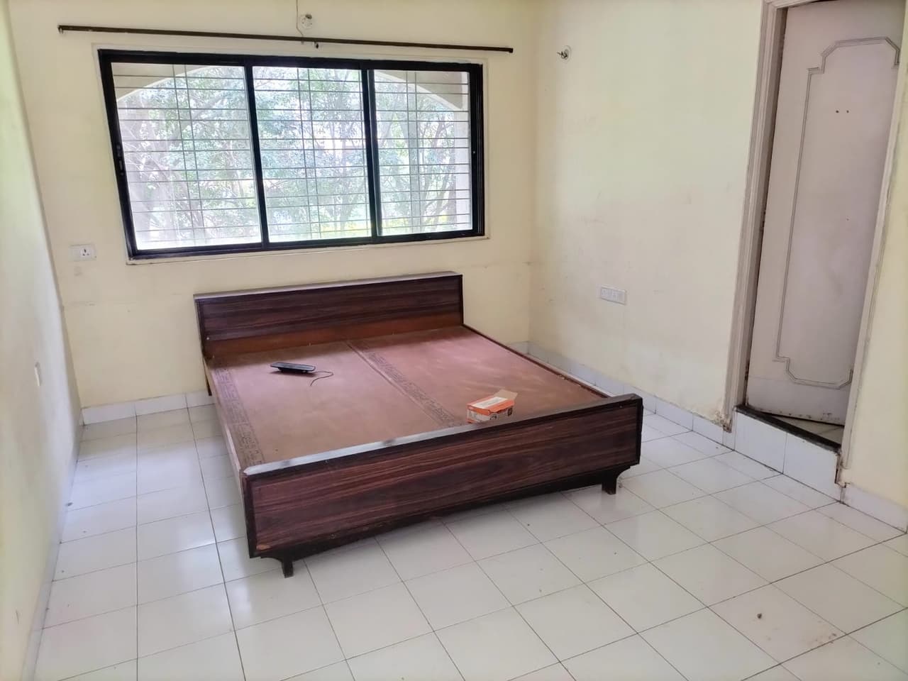 Office Space For Rent In Hudco Place Defence Colony