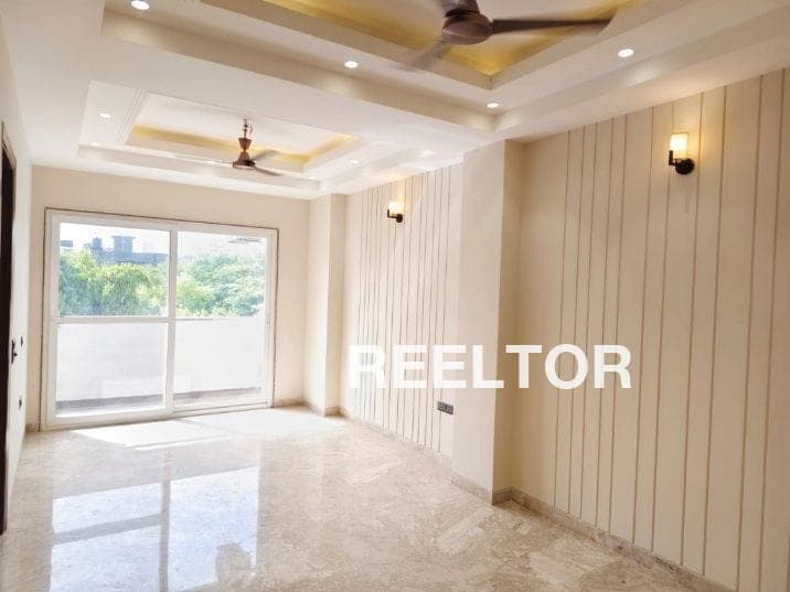 Villa For Rent In Sbi Colony Model Town