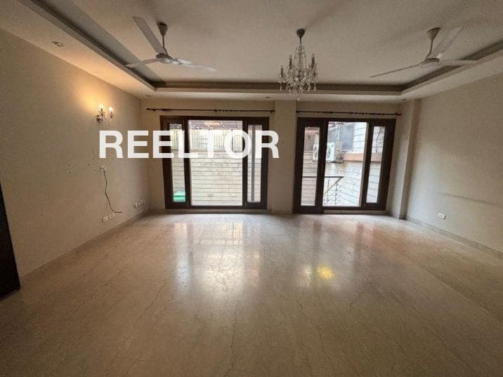 Office Space For Rent In Gorakh Park Shahdara