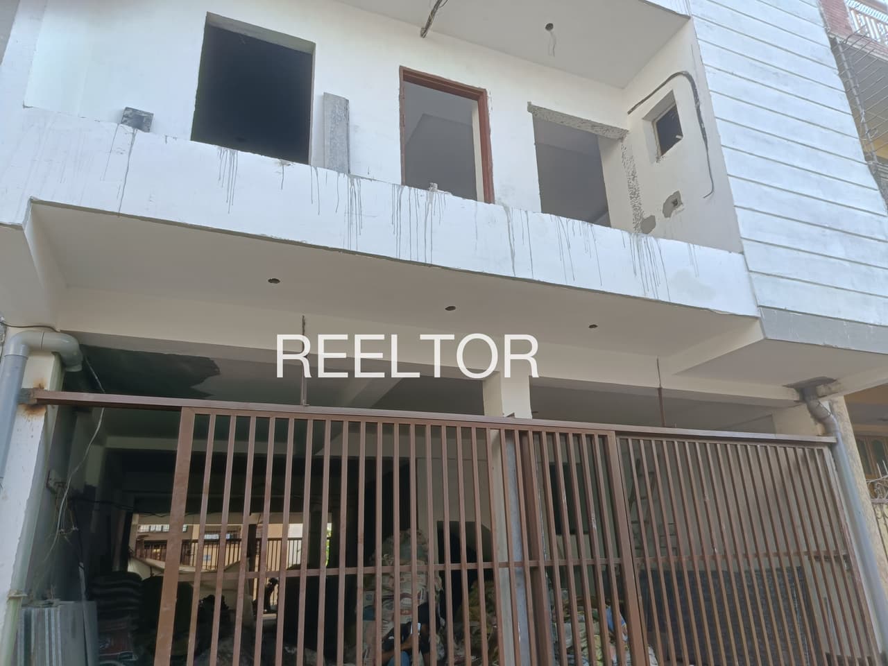 Available 3 Bhk In Girdharpura Khilchipur