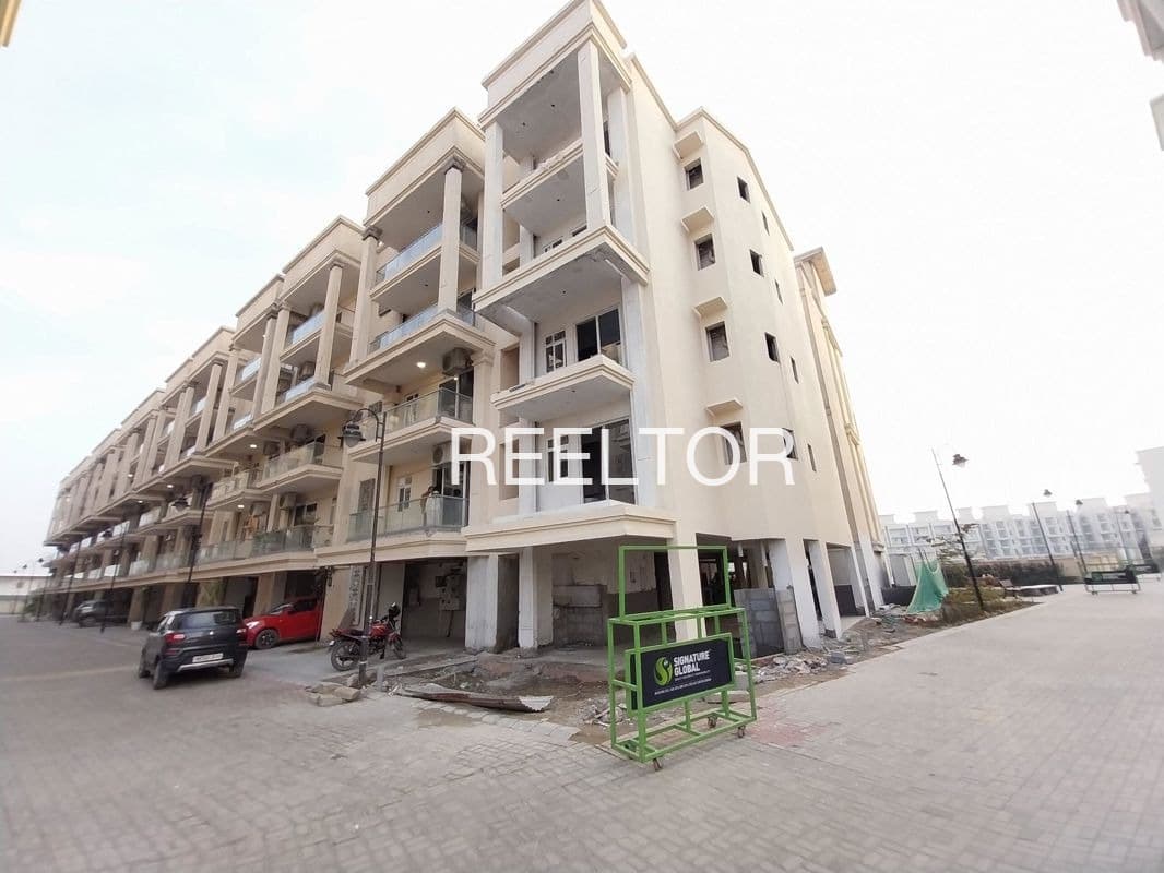 Available 4 Bhk In Jamuniyakhurd Neemuch Nagar