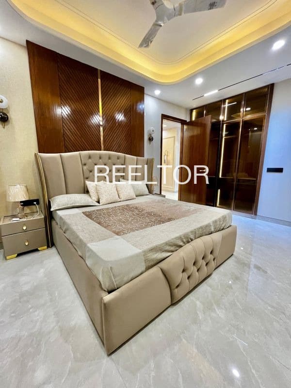 Buy 4 Bhk In Mseb Colony Phaltan