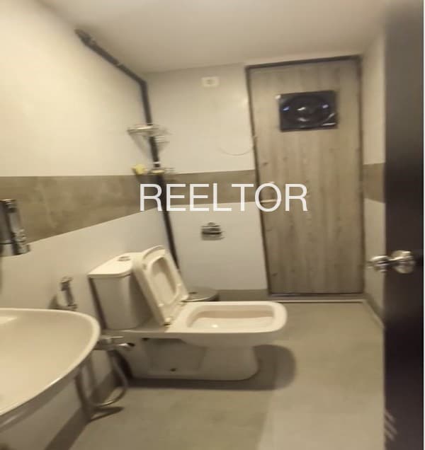 Available 3 Bhk In Diggar Chamba