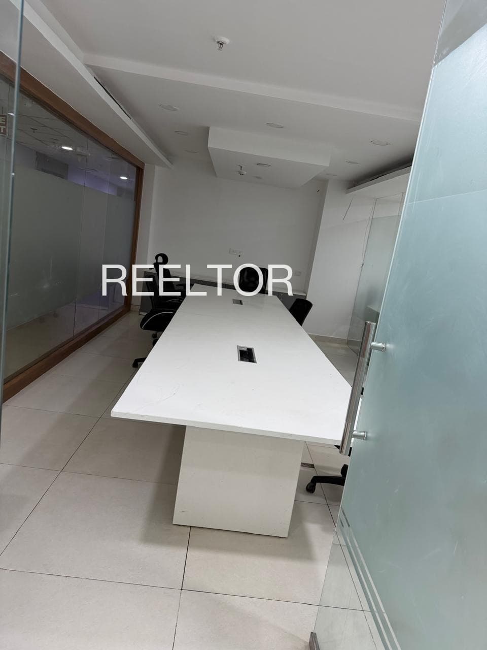 Available 3 Bhk In Barnog Mandi