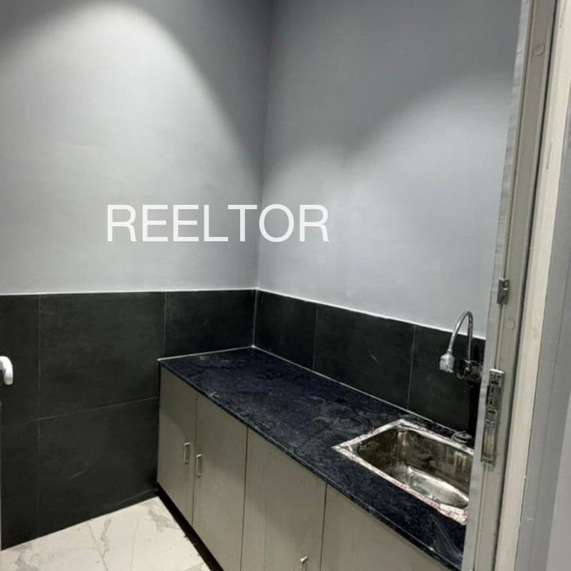 Buy 4 Bhk In Pajerli Rajgarh