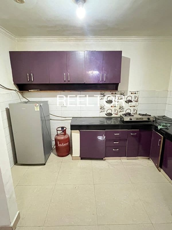 Buy 4 Bhk In Purkara Bhattiyat