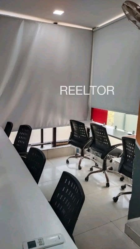 Available 3 Bhk In Dimchin Manali