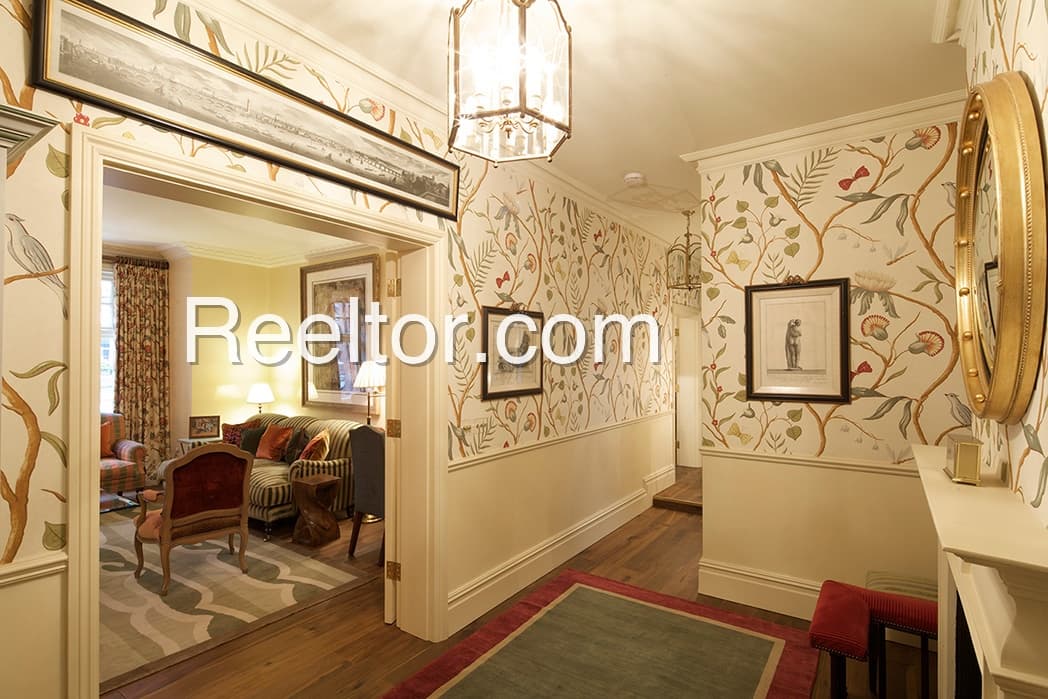 Top 2 Bhk Flats For Sale In Pachperwa Tulsipur