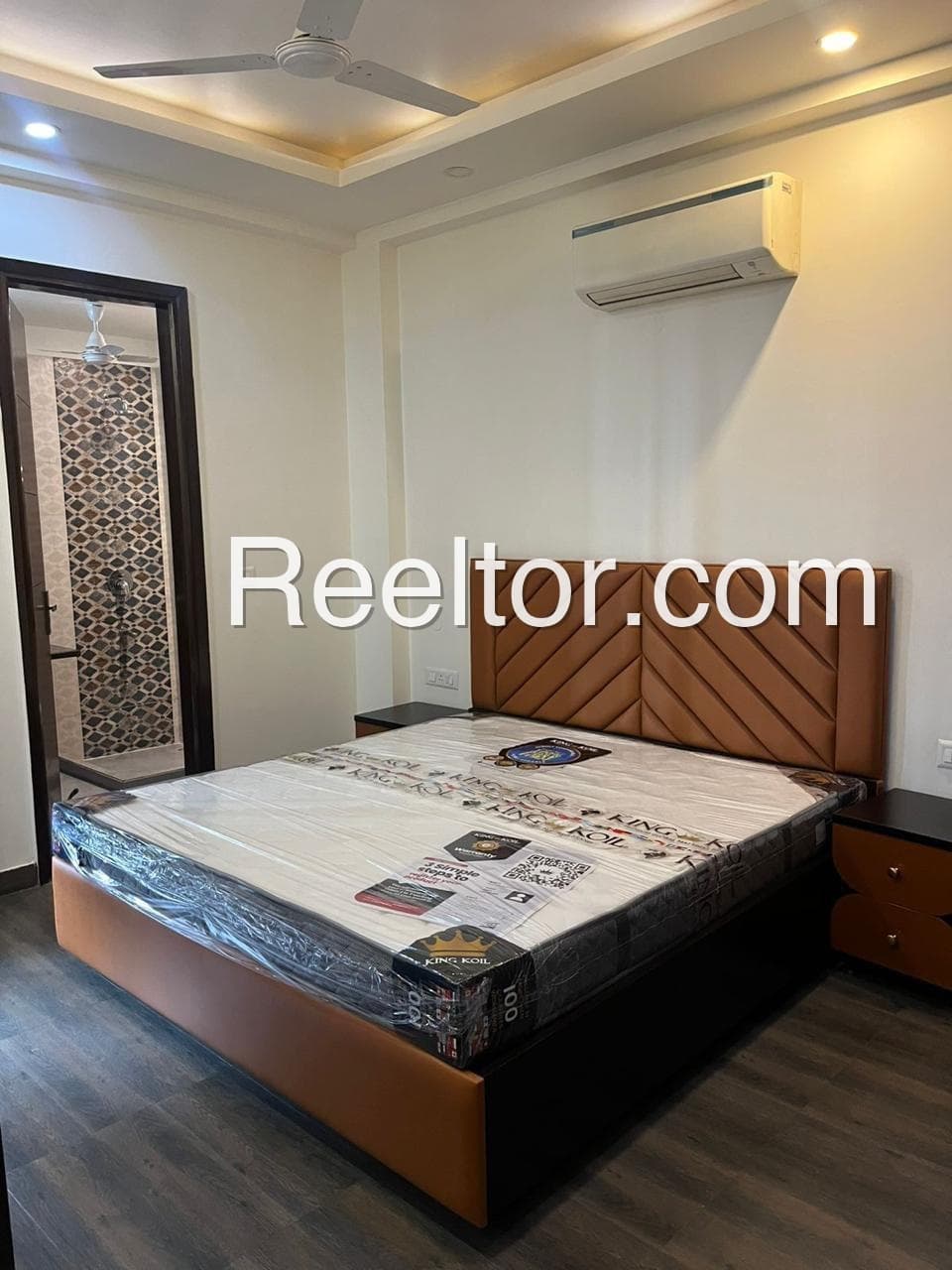 Buy 3 Bhk In Maruti Apartments Alot