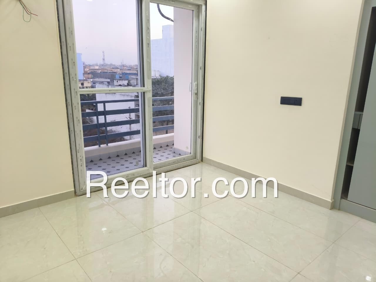 Flat For Sale In Vadakkuvalliyur