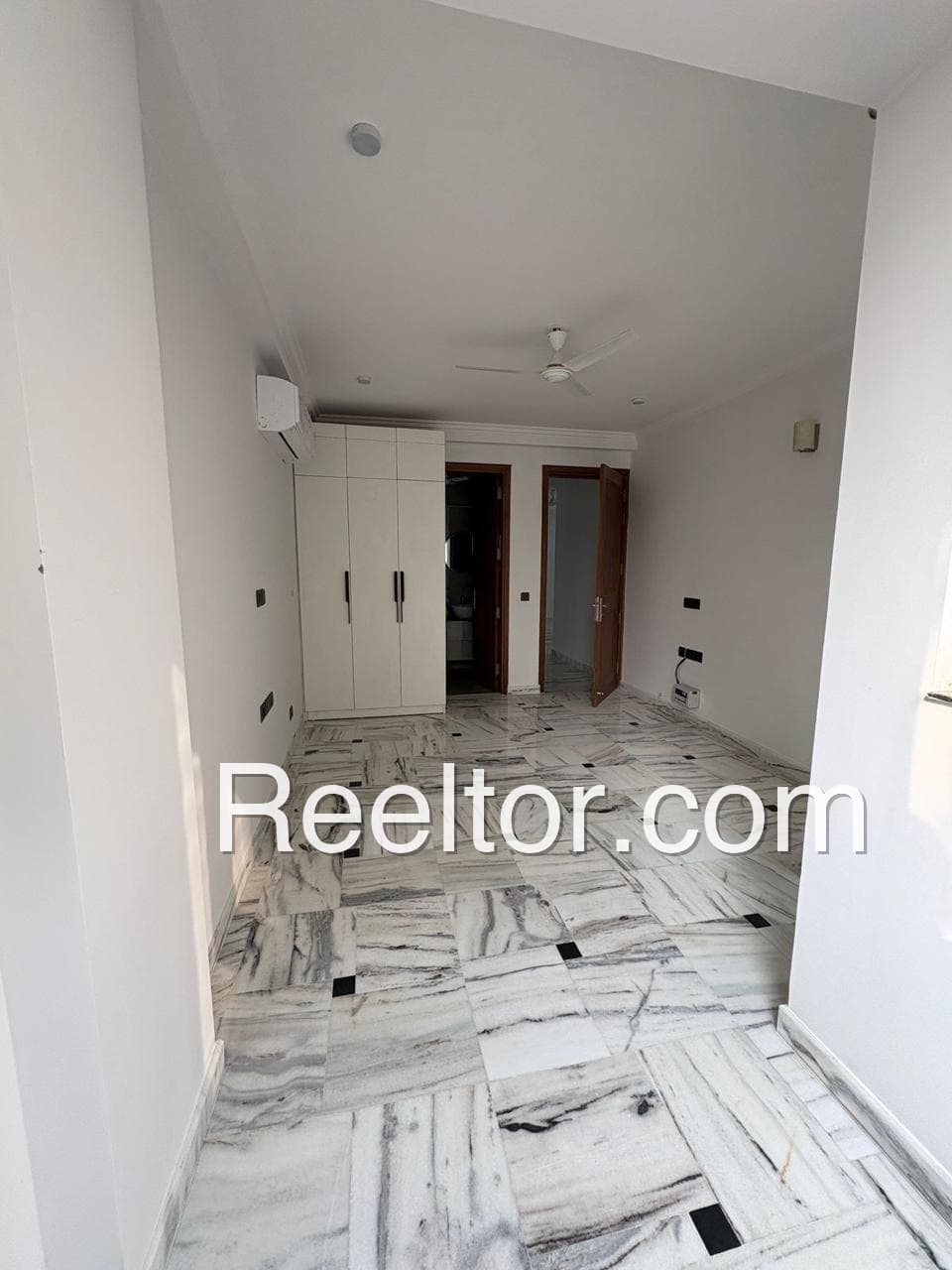 Flat For Rent In Zaidpur