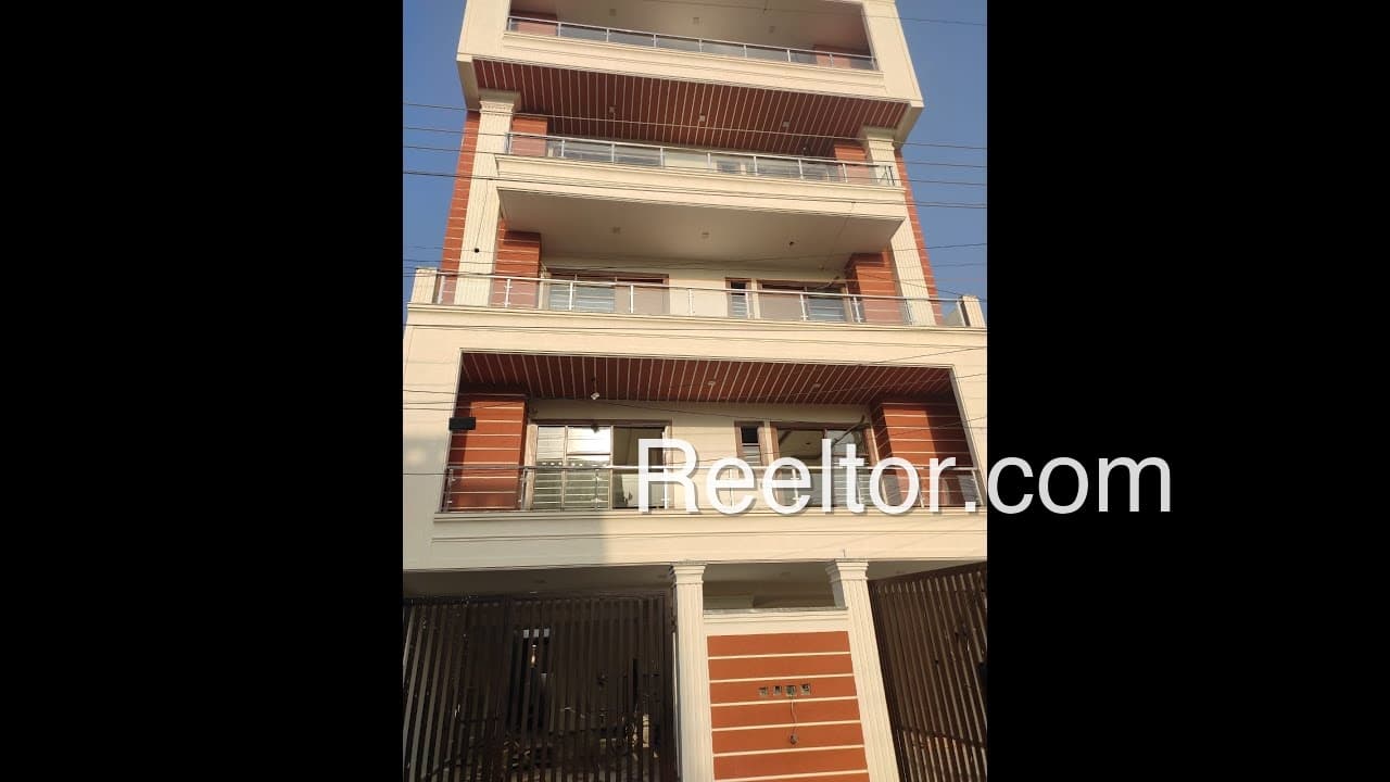 Available 2 Bhk In Sujatha Residency Apartment Gudivada