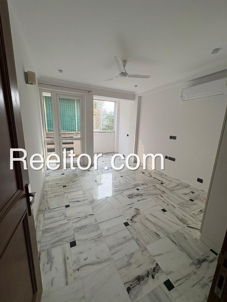 Rent 2 Bhk Home In Mele Hayuliang