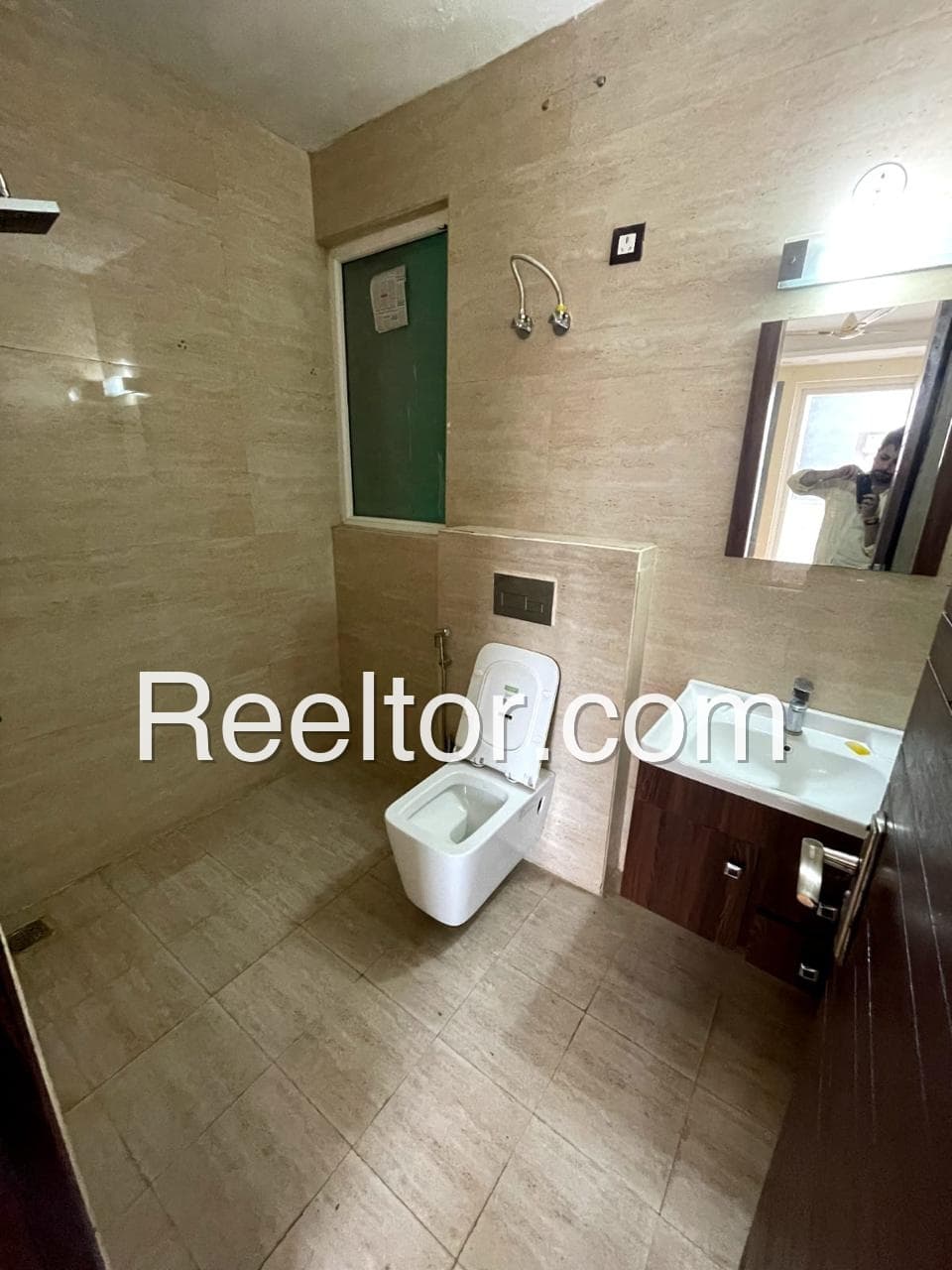 Available 2 Bhk In Vaibhav Residency Narsipatnam