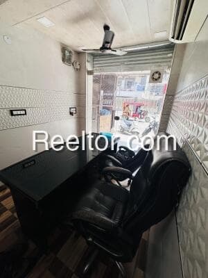 Office Space For Sale In Makhiya Kalan Garhi