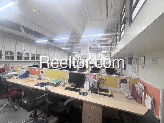 Office Space For Sale In Maurija Chomu