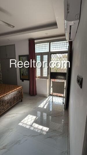 Pg For Rent In Dhawalapur Parseoni