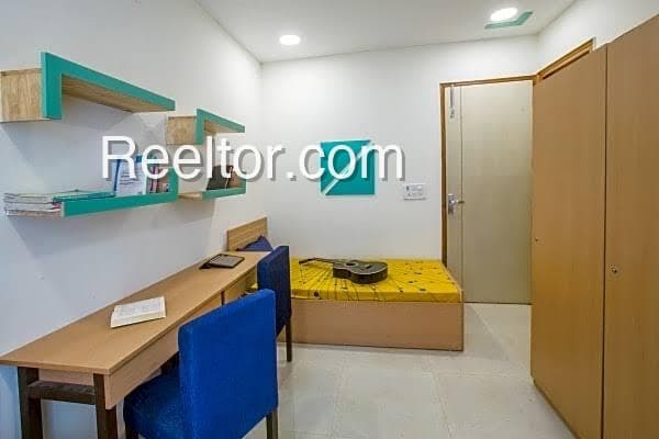 Buy 4 Bhk In Nako Poo District