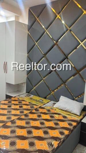 Buy 4 Bhk In Sahgar Nandura