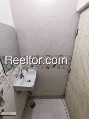 Buy 4 Bhk In Navegaon Mal Chamorshi