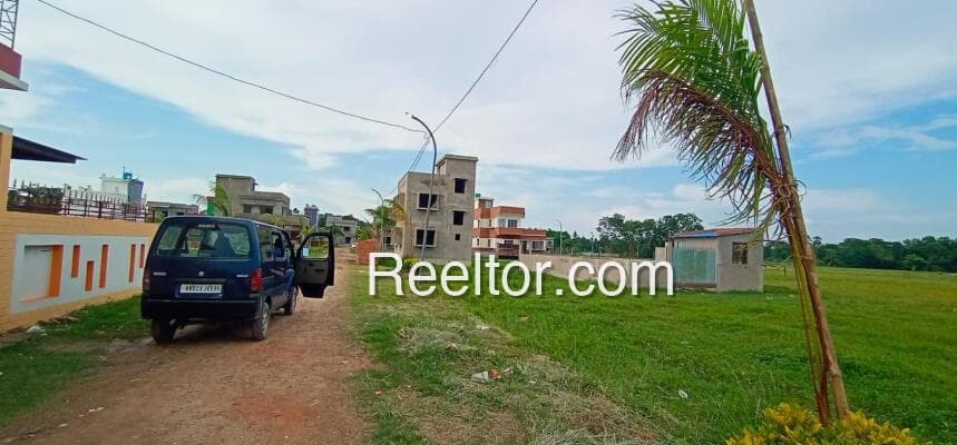 Plot For Sale In Nidadavole