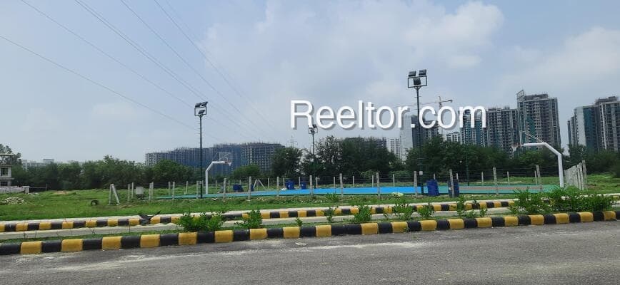 Plot For Sale In Mauganj