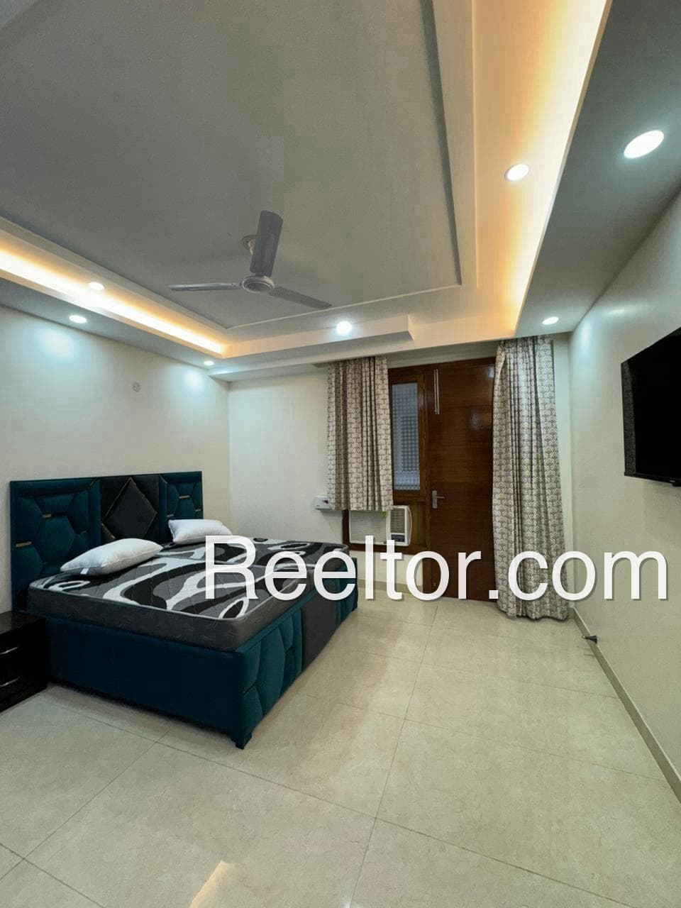 Villa For Rent In Dhakauli Syana