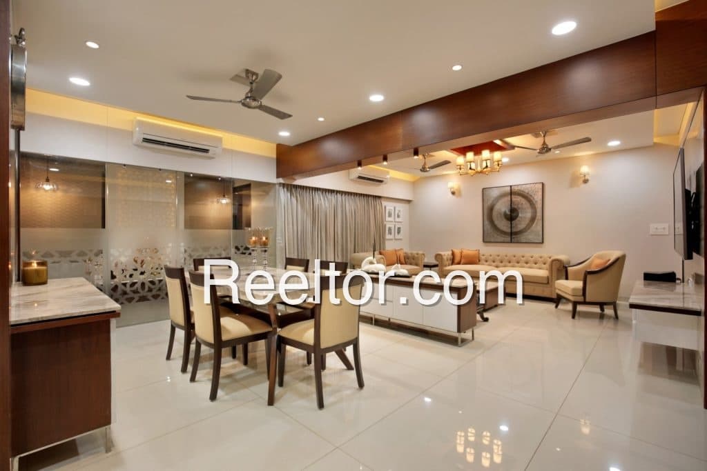 Buy 4 Bhk In Nako Poo District