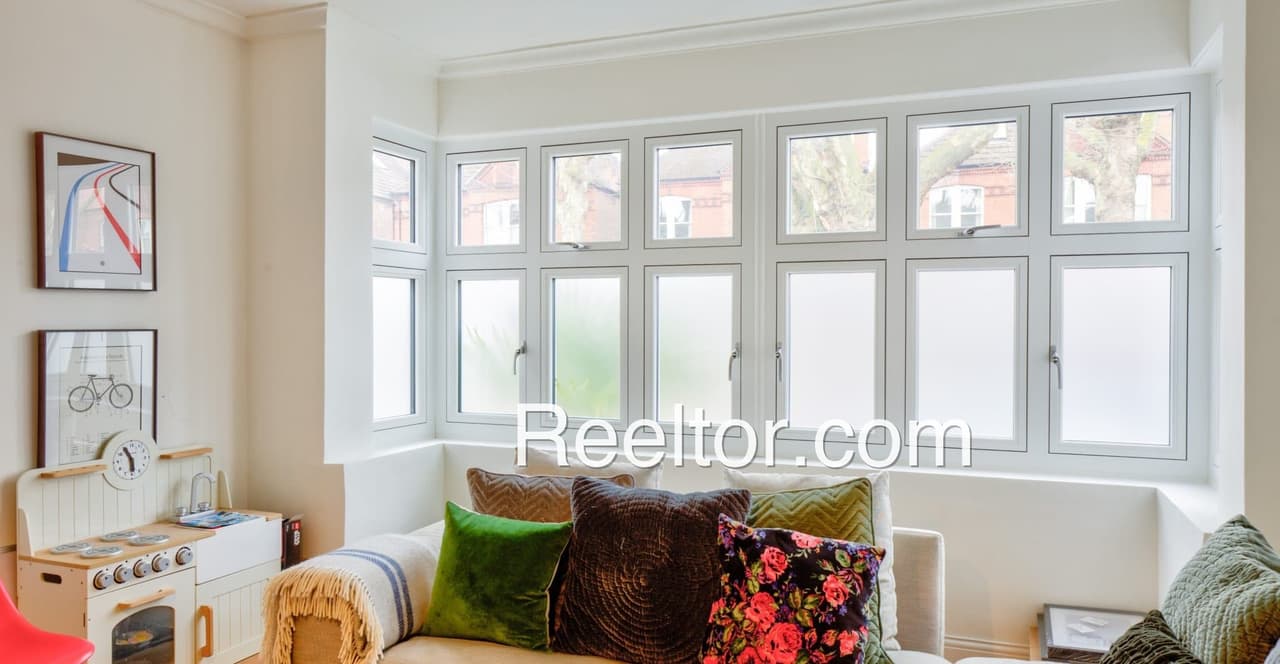 Villa For Rent In Behra Gairatganj