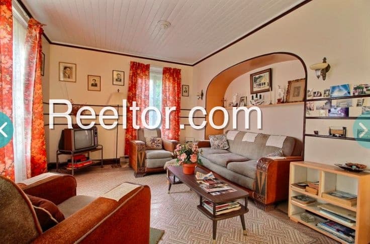 Available 4 Bhk In Bandariya Maihar