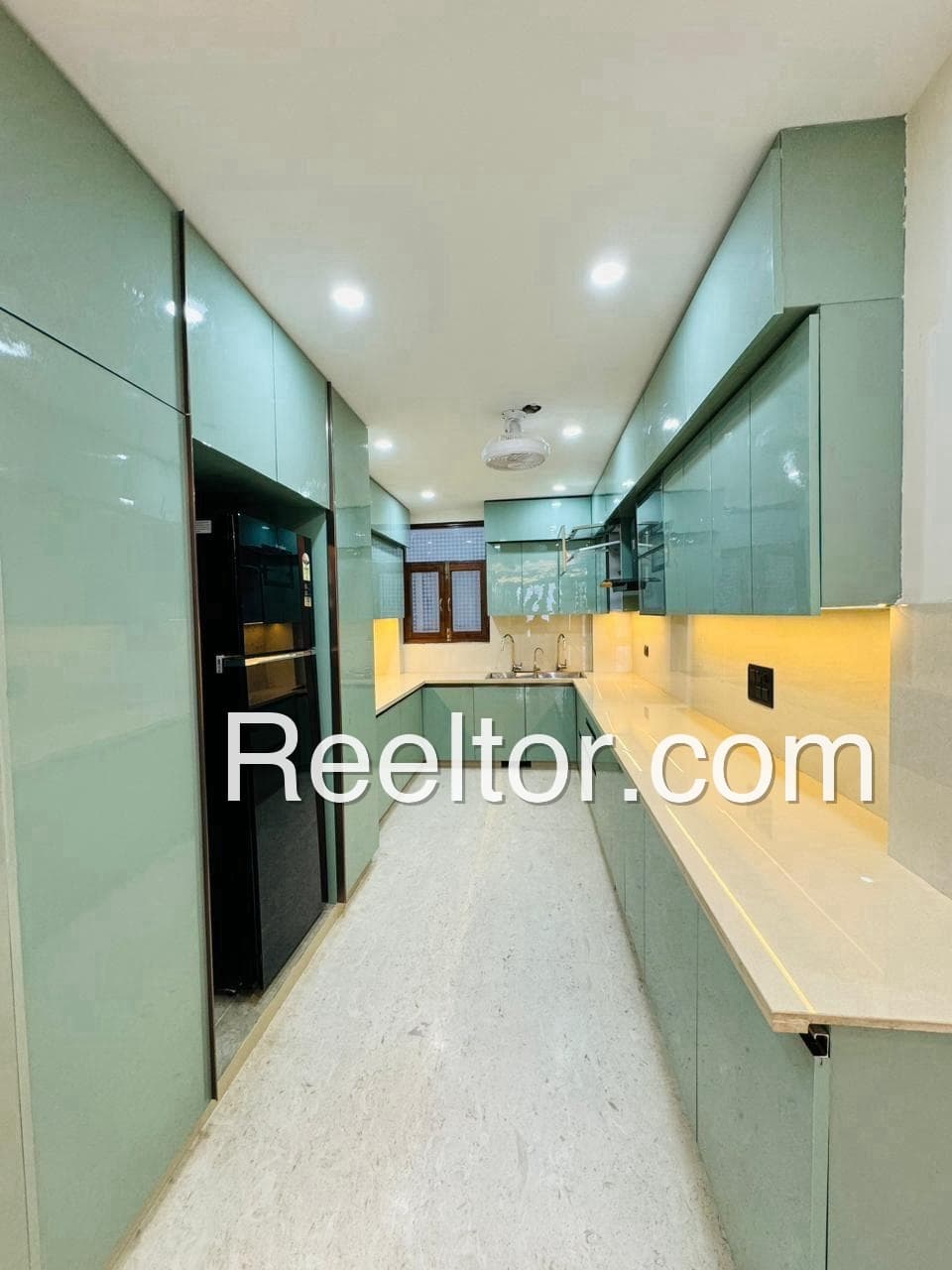 Buy 4 Bhk In Shelve Pandharpur