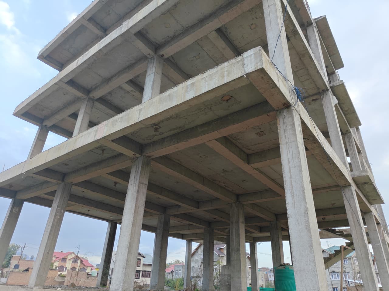 Buy 4 Bhk In Arigam Tral