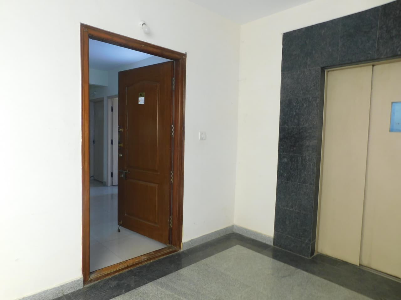 2 Bhk Flat For Rent In Langford Rustumji Apartments Bengaluru